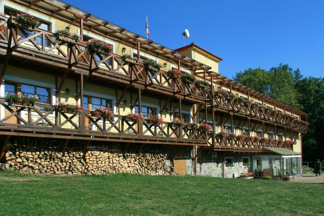 Hotel Resort Stein Cheb Exterior foto